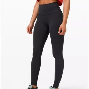 Black Lululemon Wunder Leggings